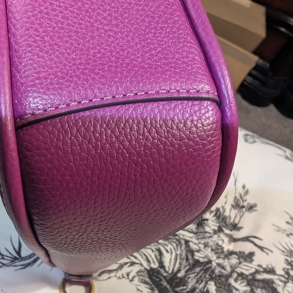 Chaise Crossbody Bag - Picture 4 of 16